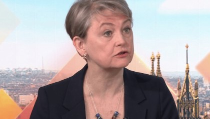 英法谴责以色列对黎大规模空袭 要求将黎巴嫩纳入停火范围