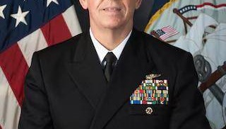 美军第七舰队司令提名被撤,疑因在航母上举办女装变装秀