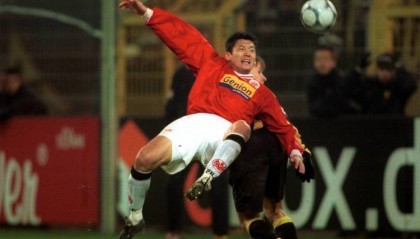 经纪人:孙继海杨晨留洋是为过更好生活 现在球员觉得国外条件差