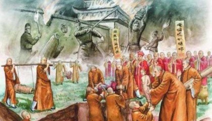 封建统治时期，商品货币经济的发展，提高了土地的使用价值