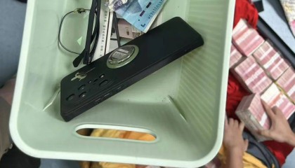 动车乘客拖“巨型行李箱”,准备运400万现金!钱的主人是“失信人员”