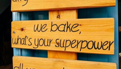 吃饭八分饱被推翻?医生建议:60岁以上老人要这样吃饭才健康!