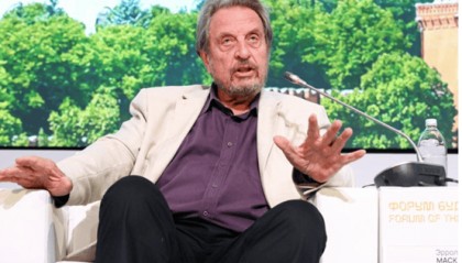 马斯克父亲透露:马斯克职业生涯初期曾想在俄买火箭被拒,对方以为他开玩笑