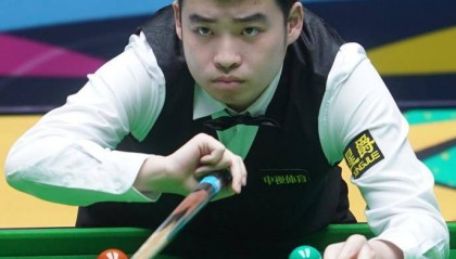 斯诺克英锦赛：庞俊旭晋级八强 吴宜泽与斯佳辉落败