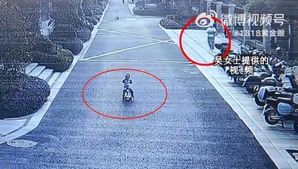 心痛！浙江2岁男孩小区玩滑板被撞身亡，家属不服责任认定