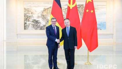 刘海星会见德国外长瓦德富尔