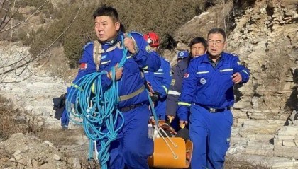 “他走的路，野得连羊都不走……”北京一男子爬野山大腿骨摔骨折！