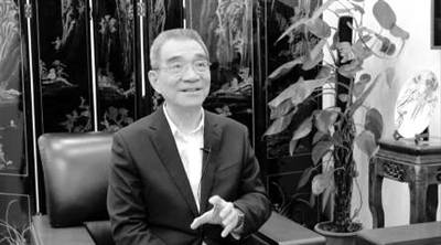 林毅夫：我们坐在理论创新的“金矿”上
