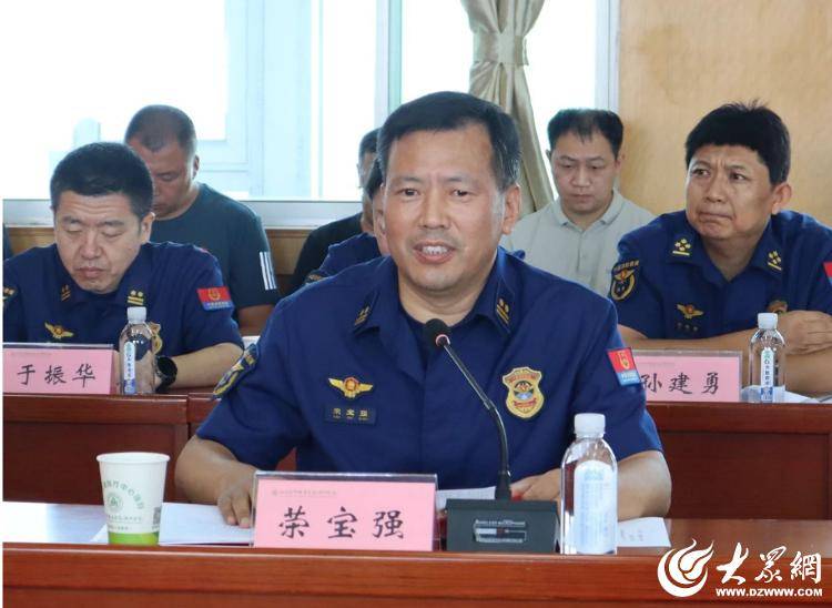 山东大学齐鲁医院德州医院与德州市消防救援支队联合开展主题党日活动