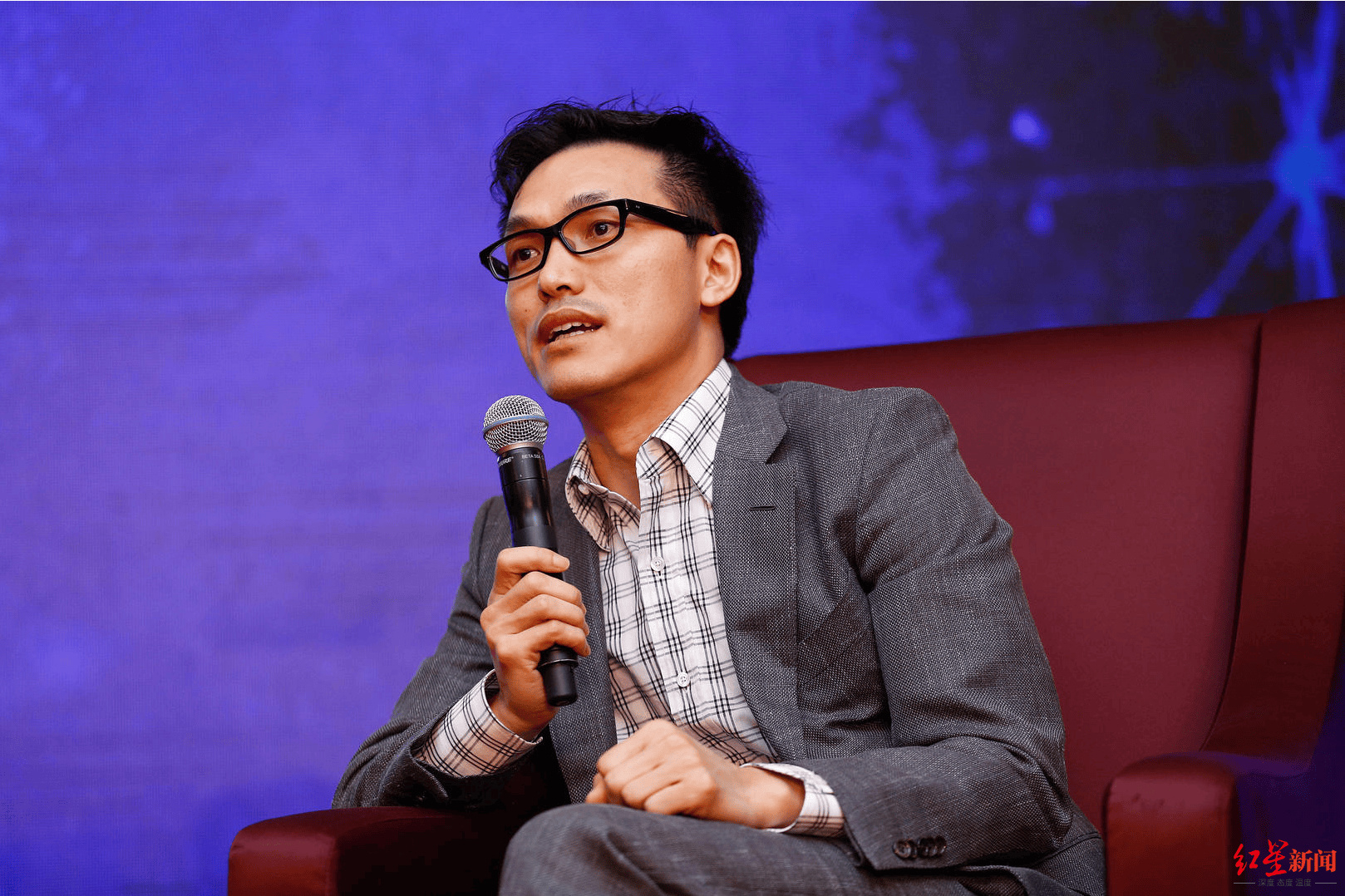 王健林的“白衣骑士”，1287万元股权被冻结