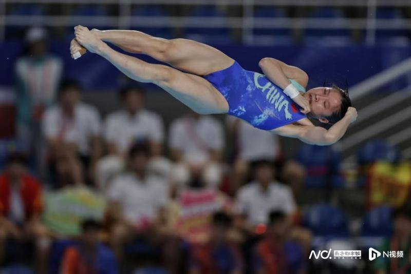 全红婵复出！携搭档一路领先助广东队摘十五运会跳水女团金牌