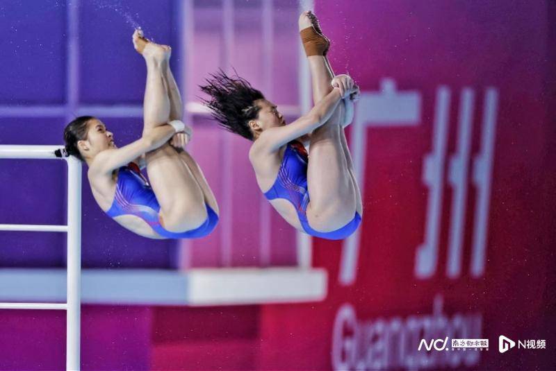 全红婵复出！携搭档一路领先助广东队摘十五运会跳水女团金牌