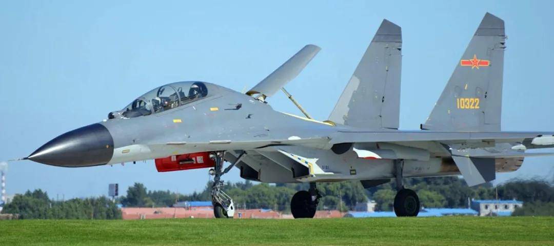 歼-35青春版?076专用舰载机?新机“超级小黄蜂”究竟是干嘛的?