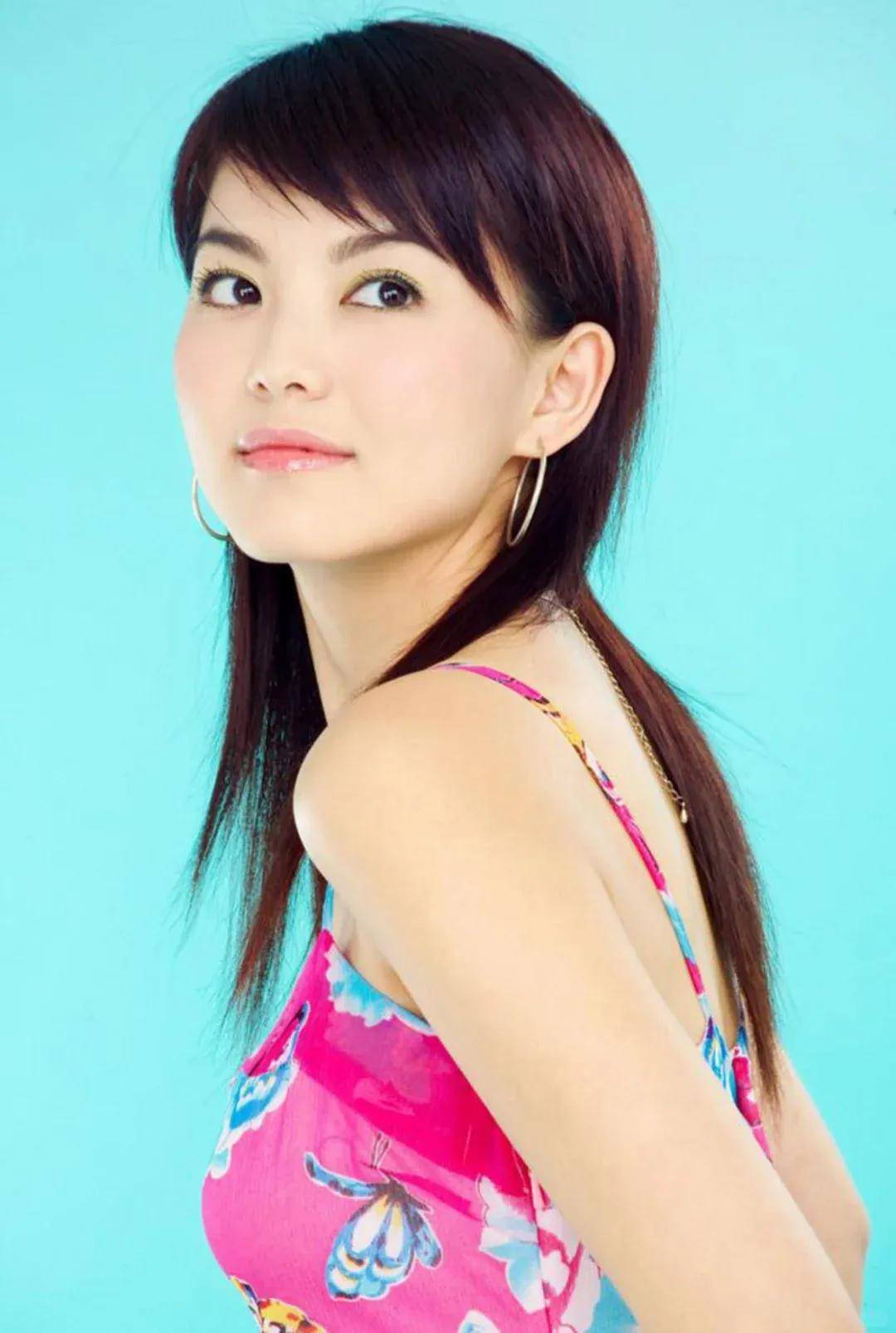 李湘气得翻出了瘦瘦的照片……她年轻时确实是仙女啊!