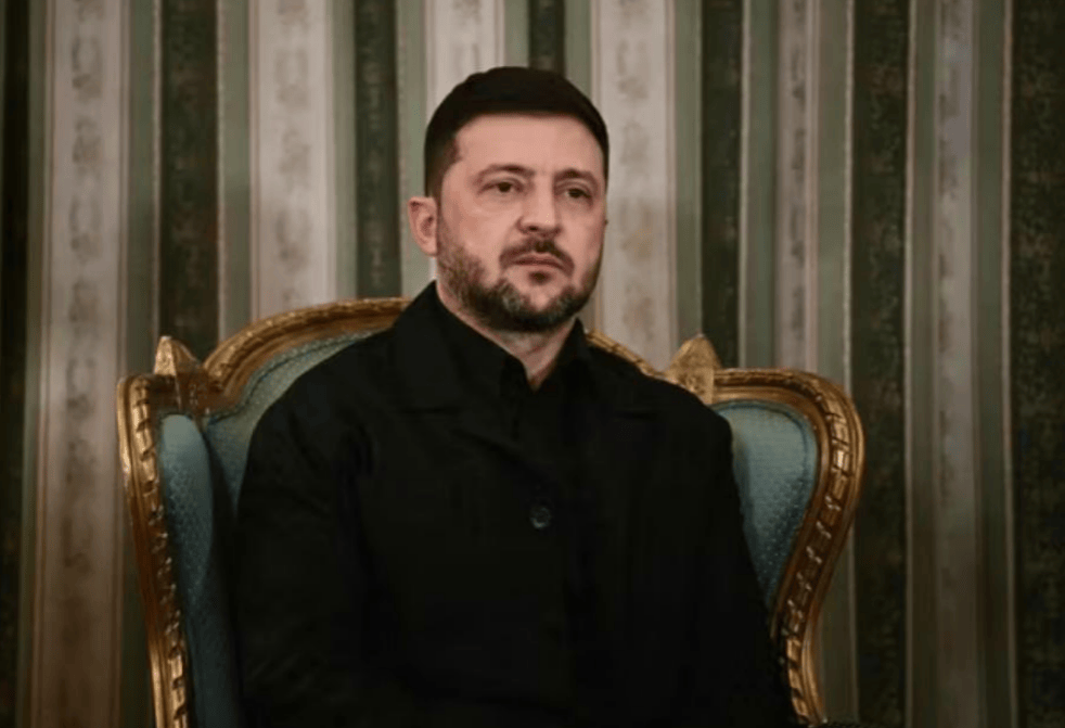 乌克兰在最后一刻失手，俄罗斯国防部长绍伊古捡回一条命，差点被暗杀在父母墓前！