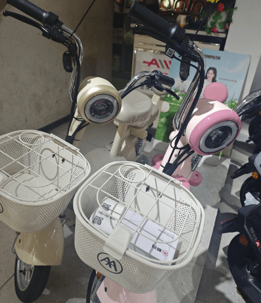 旧国标“小电驴”正式禁售，新车型普遍涨价300元，市场现旧国标“0公里二手车”