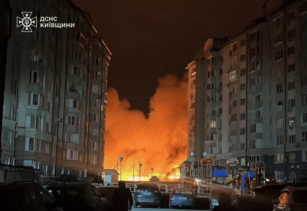 基辅火车站成废墟，匕首导弹轰鸣，71万俄军压境！西方领袖访乌或成历史？