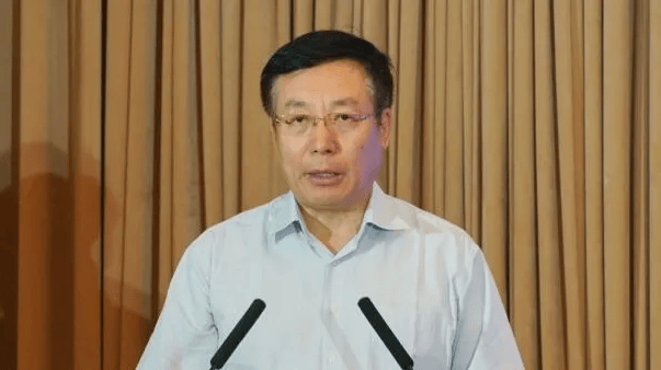 中共中央批准,开除毕井泉党籍