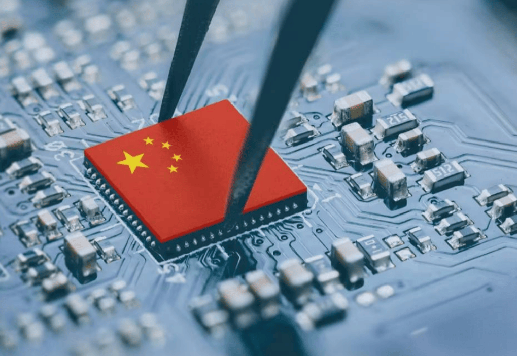 看来日本是想斗到底？媒体爆料日方已全面暂停对华出口光刻胶，企图开始卡中国脖子！