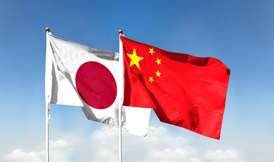 马杜罗被掳之后，高市早苗紧急喊话中国递橄榄枝，但对特朗普避而不谈