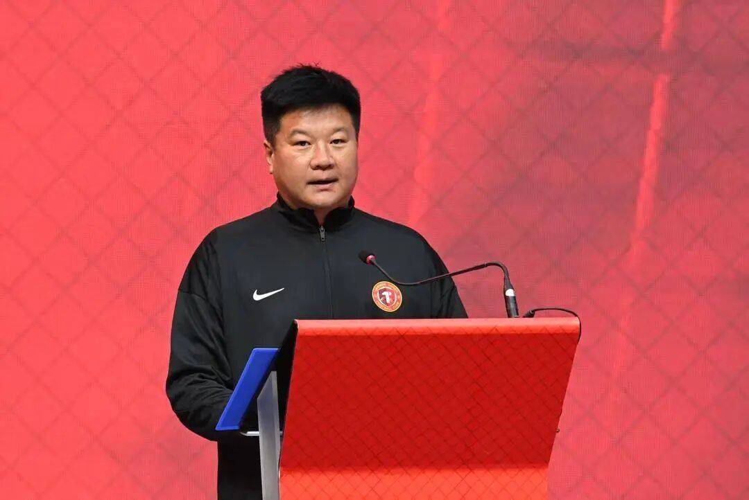 辽宁铁人足球俱乐部与盛京百货、海粮集团签署战略合作协议