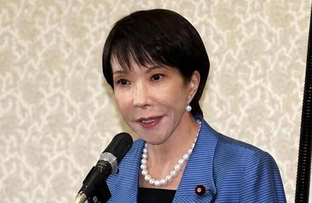 高市早苗没想到：普京对华这么仗义！日方船只刚闯进钓鱼岛，俄罗斯军舰队逼近
