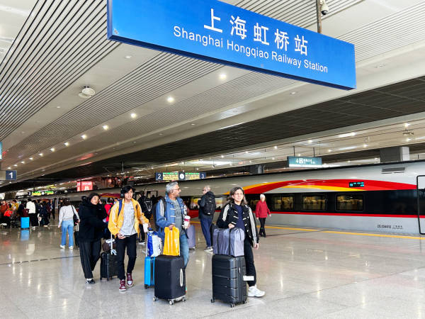 将赶超美国成全球第一：当美国失去游客，中国接住了世界