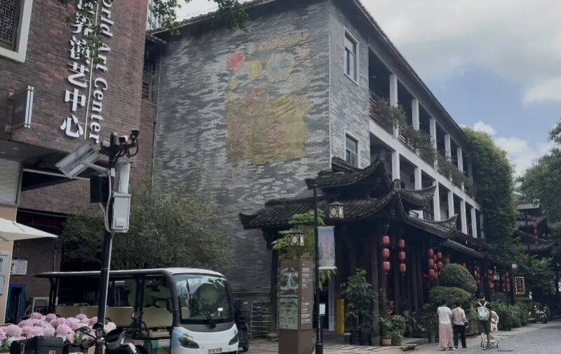 紧急叫停!深圳网红景区:相关物料已撤下!曾向游客有偿开放,部门回应